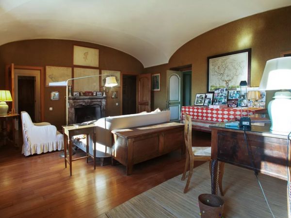 Rome 8 Bedroom Vacation Villa with Private Pool & Tennis Court