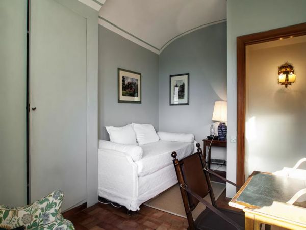 Rome 8 Bedroom Vacation Villa with Private Pool & Tennis Court