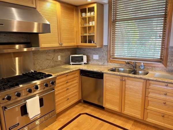 Oceanfront Vacation Home in Manasota Key Sleeps 6
