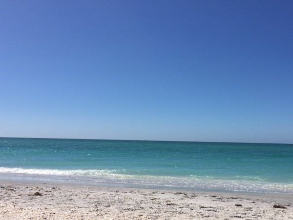 Oceanfront Vacation Home in Manasota Key Sleeps 6