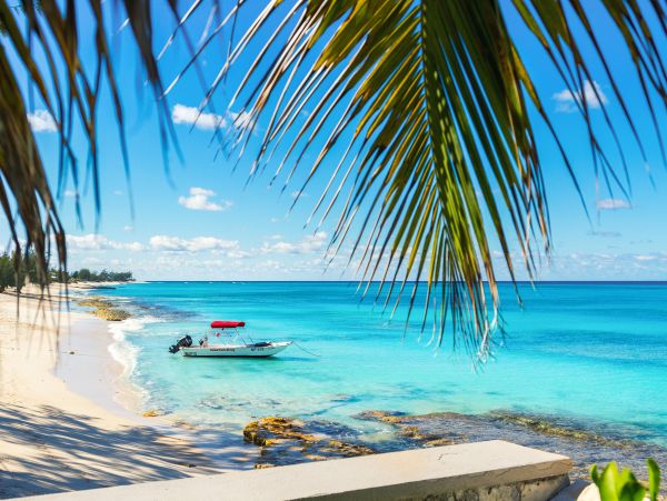Oceanfront Vacation Home in Manasota Key Sleeps 6