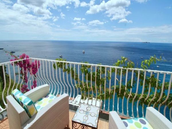 Positano 5 Bedroom Vacation Villa with Pool and Amazing Views