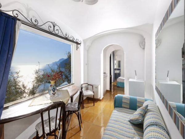 Positano 5 Bedroom Vacation Villa with Pool and Amazing Views
