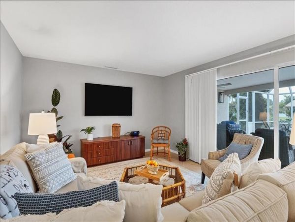 Vacation Rental Home with 3 Bedroom in Longboat Key