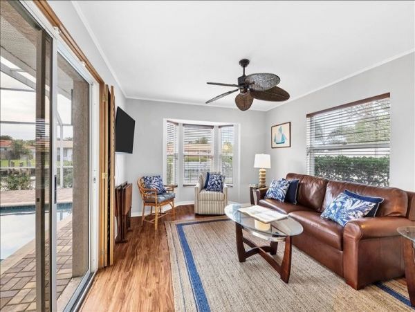 Vacation Rental Home with 3 Bedroom in Longboat Key