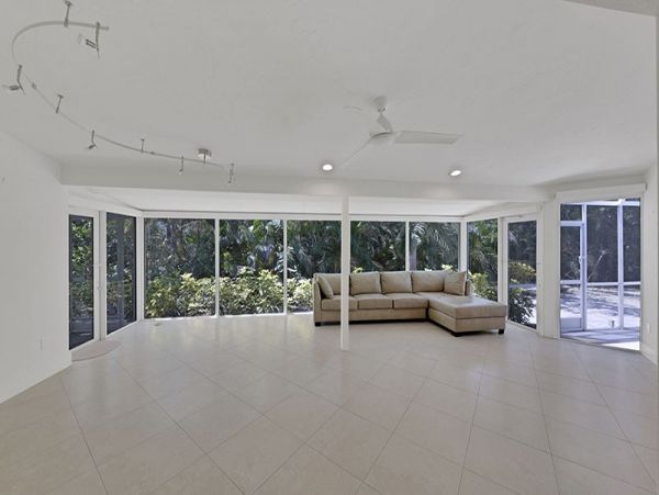 Longboat Key Home with 2 Bedroom and Pool