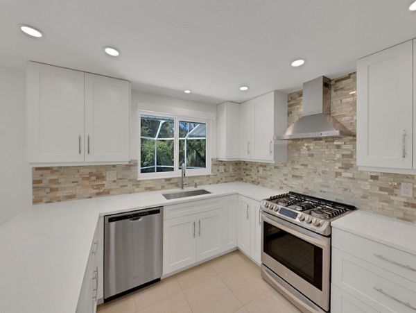 Longboat Key Home with 2 Bedroom and Pool