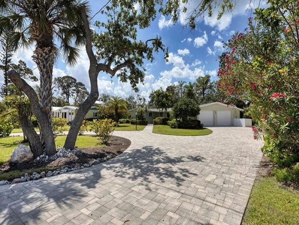Longboat Key Home with 2 Bedroom and Pool