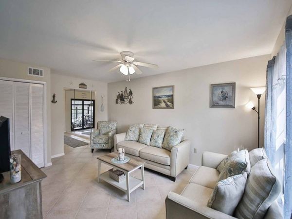Marco Island Condo 1058364