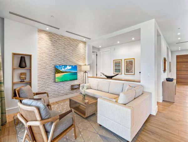 Luxury 6 Bedroom Gem Two Adjacent Villas