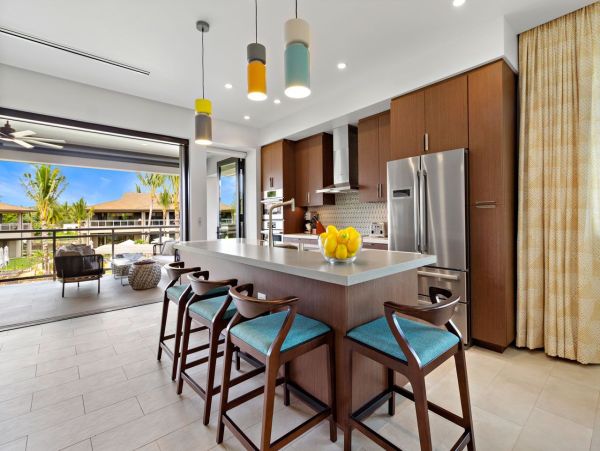 Kaanapali Vacation Condo Six Bedroom with Resort Amenities