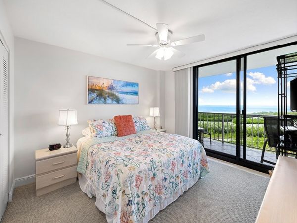 Lovely Vacation Rental with 2 Bedrooms & Ocean Views