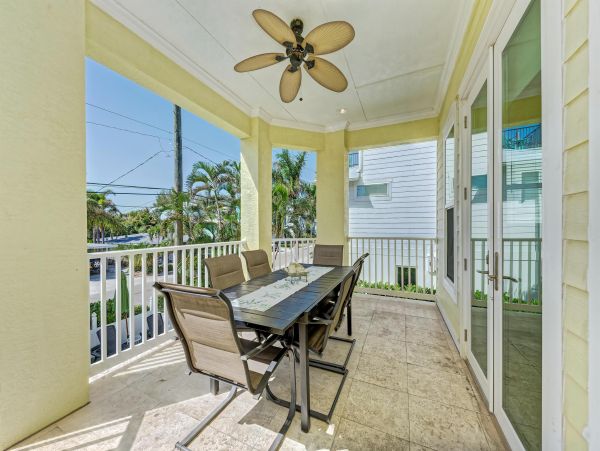Lovely Vacation Rental with 4 Bedrooms & Private Pool