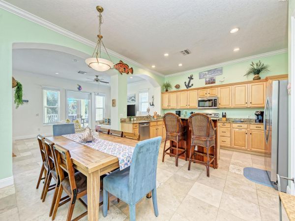 Lovely Vacation Rental with 4 Bedrooms & Private Pool