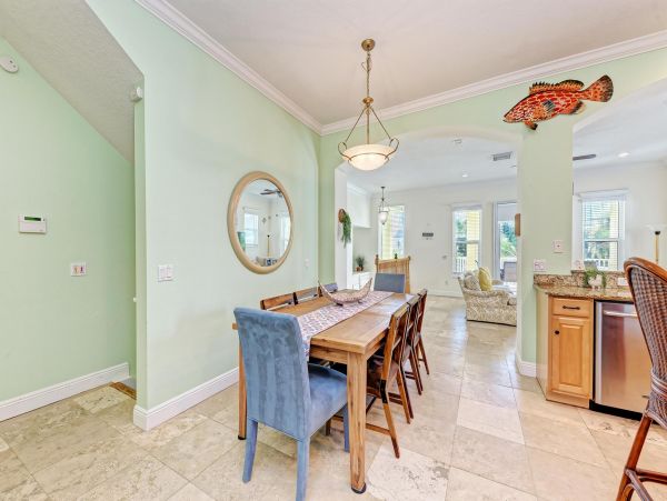 Lovely Vacation Rental with 4 Bedrooms & Private Pool