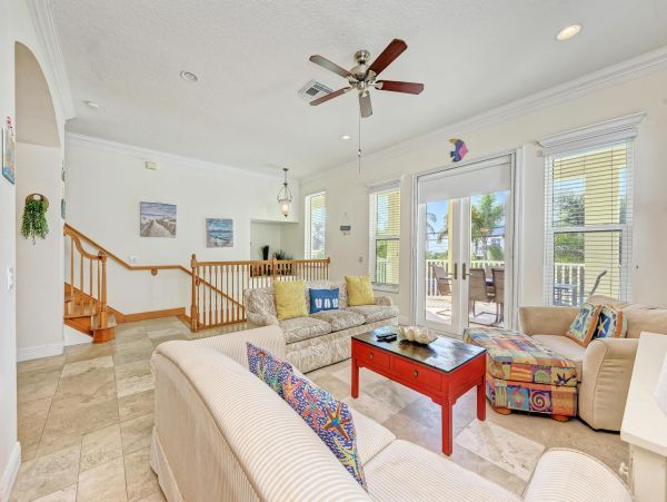 Lovely Vacation Rental with 4 Bedrooms & Private Pool