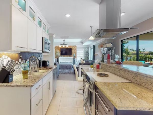 Newly Renovated Bonita Springs Vacation Pool Home luxury