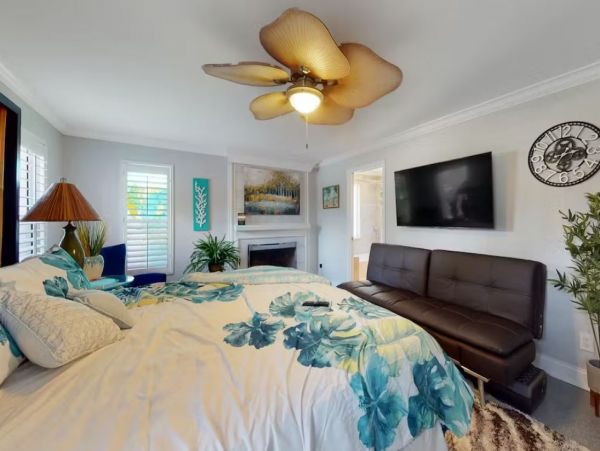 Newly Renovated Bonita Springs Vacation Pool Home luxury
