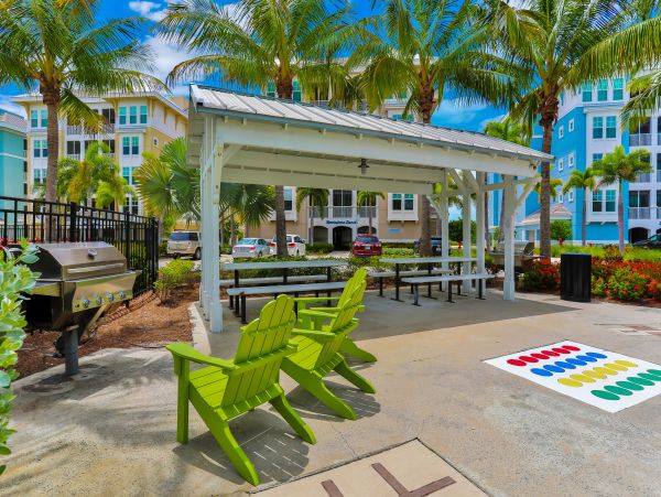 Stylish Bradenton Vacation Condo Three Bedroom