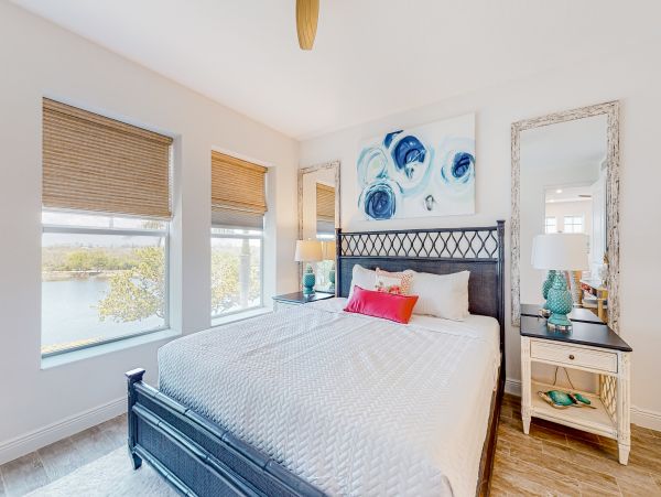 Stylish Bradenton Vacation Condo Three Bedroom