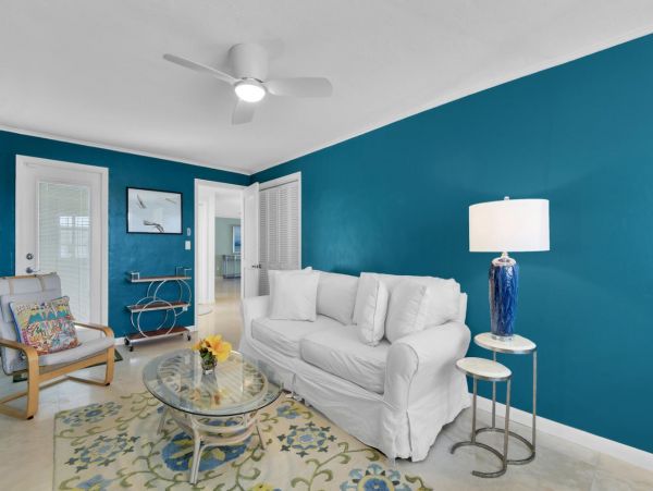 Beachfront Luxury Vacation Home in Naples Sleeps 10