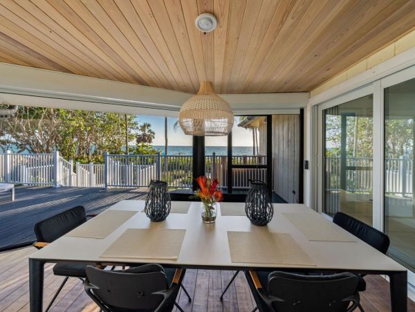 Beachfront Luxury Vacation Home in Naples Sleeps 10