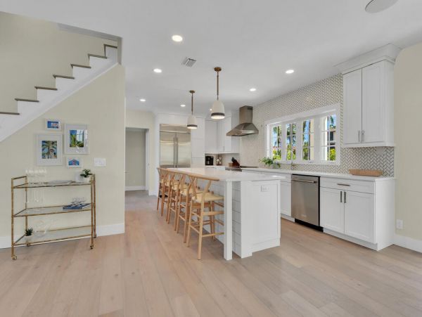 Spacious Naples Vacation Home Five Bedrooms