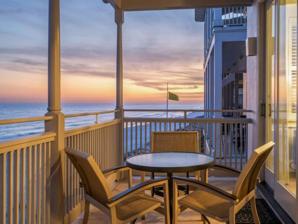 Gulf-Front Luxury Vacation Home in Miramar Beach Sleeps 20