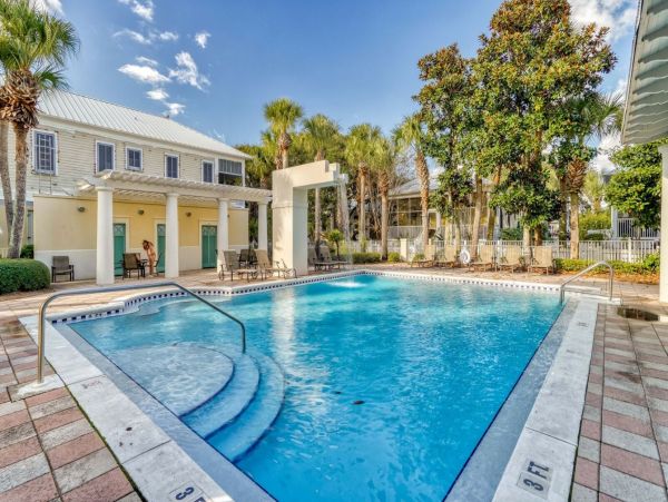 Gulf-Front Luxury Vacation Home in Miramar Beach Sleeps 20