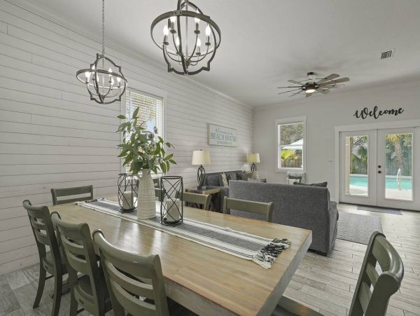 Gulf Views Destin Vacation Pool Home 8 Bedrooms Sleeps 24