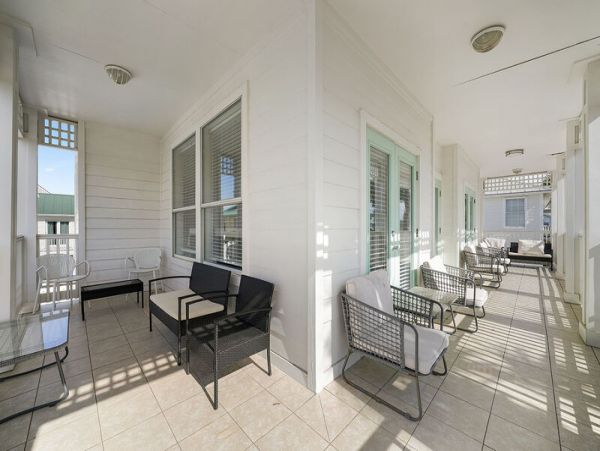 Seven Bedroom Vacation Home in Miramar Beach Close to Beach