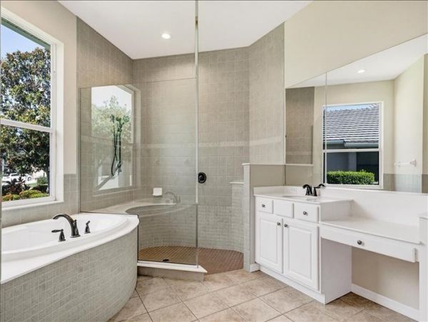 Lakewood Ranch Vacation Home Four Bedrooms Sleeps 6
