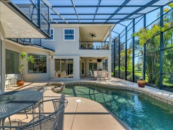 Lakewood Ranch Vacation Home Four Bedrooms Sleeps 6