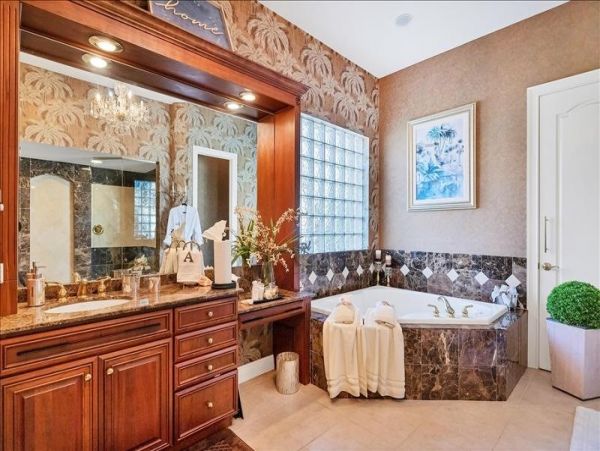 Anna Maria Island Holmes Beach Home 1058610