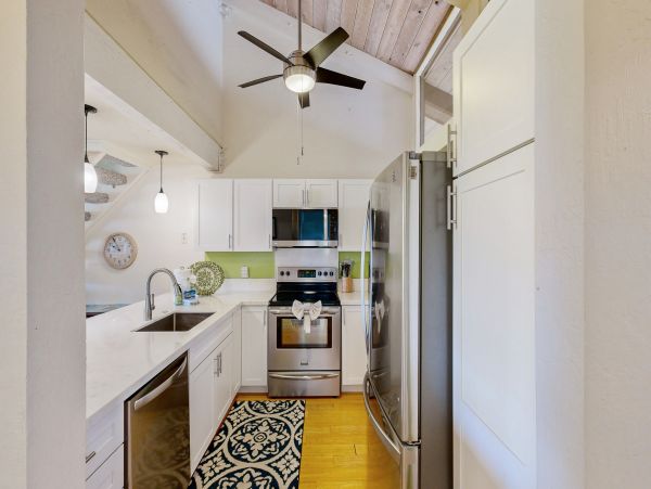 Waikoloa Village Vacation Rental with Ocean Views - Big Island Condo with Pools & Golf