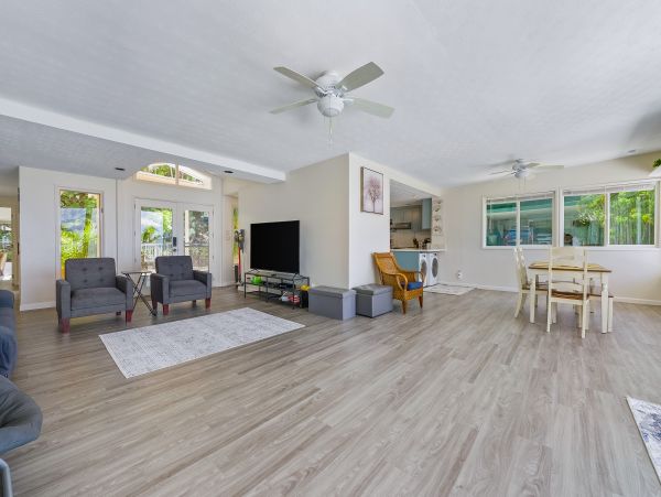 Kailua Lanikai Beach Home 1058740