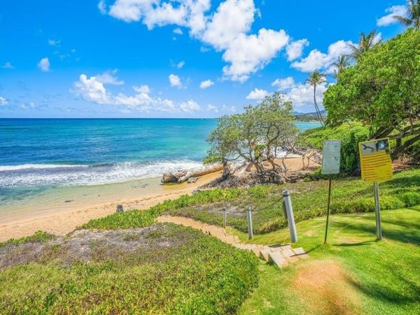Kapaa Oceanfront Two Bedroom Vacation Rental Condo