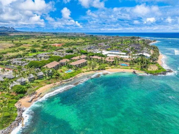 Kapaa Oceanfront Two Bedroom Vacation Rental Condo