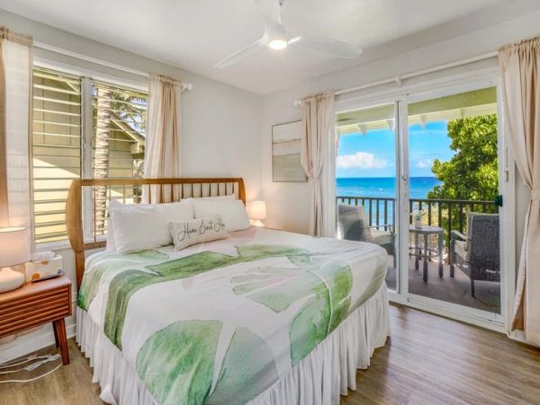 Kapaa Oceanfront Two Bedroom Vacation Rental Condo