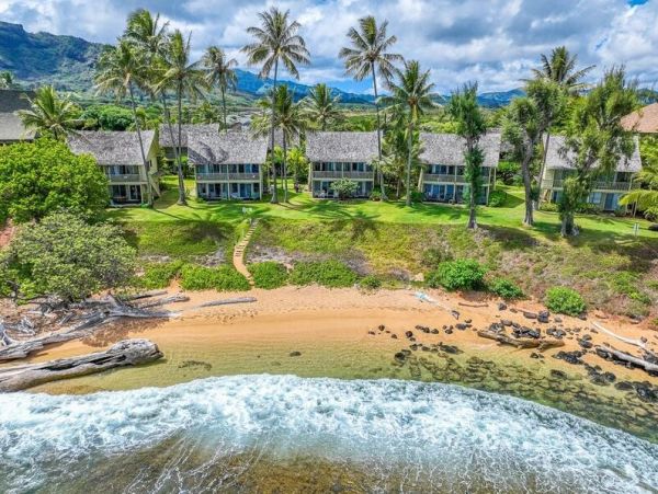 Kapaa Oceanfront Two Bedroom Vacation Rental Condo