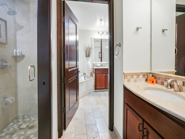 Kapaa Luxury Vacation Rental  Kauai Oceanview Condo on Coconut Coast