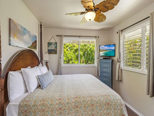 Poipu Retreat with Mountain Views and Steps to Shipwreck Beach