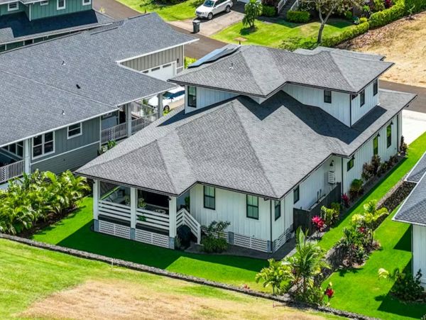 Three Bedroom Upscale Vacation Home in Poipu
