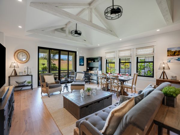 Three Bedroom Upscale Vacation Home in Poipu