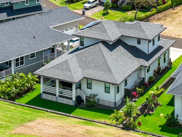 Three Bedroom Upscale Vacation Home in Poipu