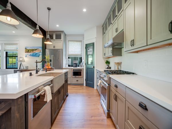 Three Bedroom Upscale Vacation Home in Poipu