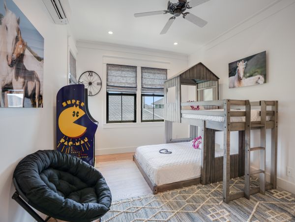 Three Bedroom Upscale Vacation Home in Poipu