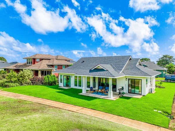 Island Retreat Three Bedroom Home with Great Club Amenities