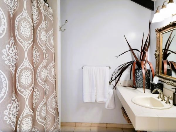 St. Thomas Ocean, Mountain & Bay View Five Bedroom Vacation Rental