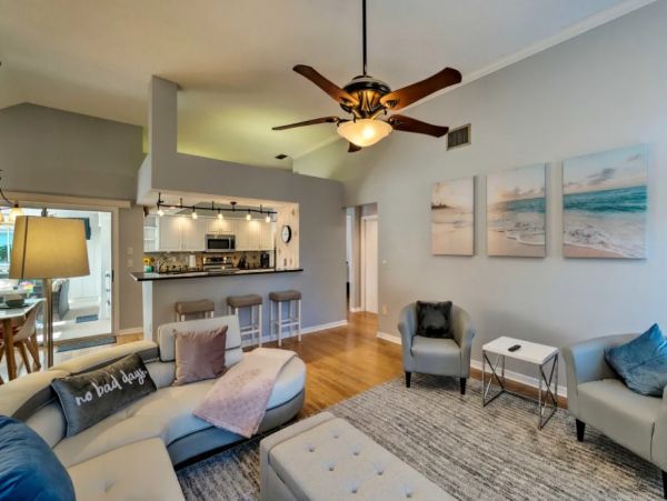 Bradenton Charming Four Bedroom Vacation Home